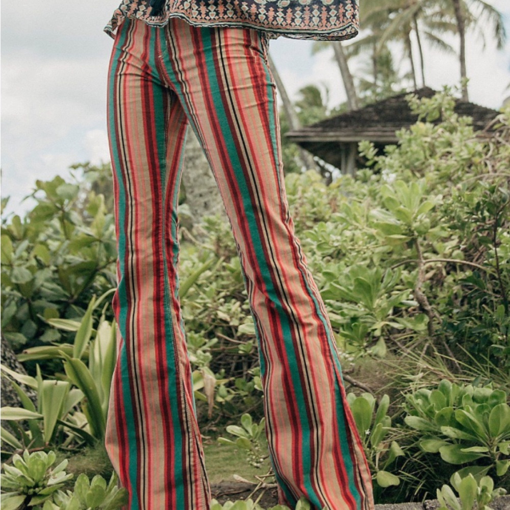 FREE PEOPLE Pull On Corduroy Printed Flares Size 27